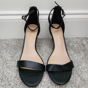 Black Shoes